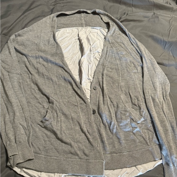 Lululemon light sweater - Picture 2 of 3